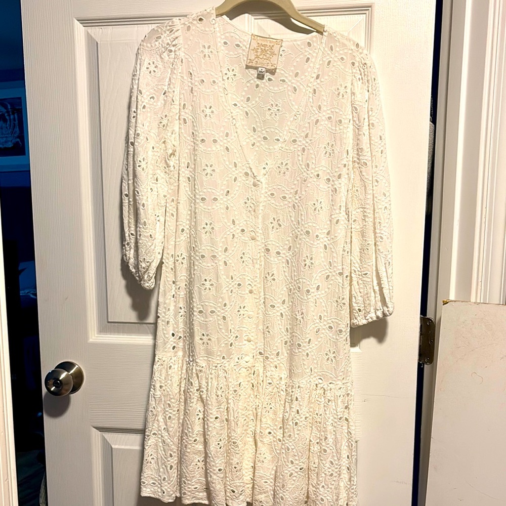 Johnny Was Ivory Embroidered Blouse